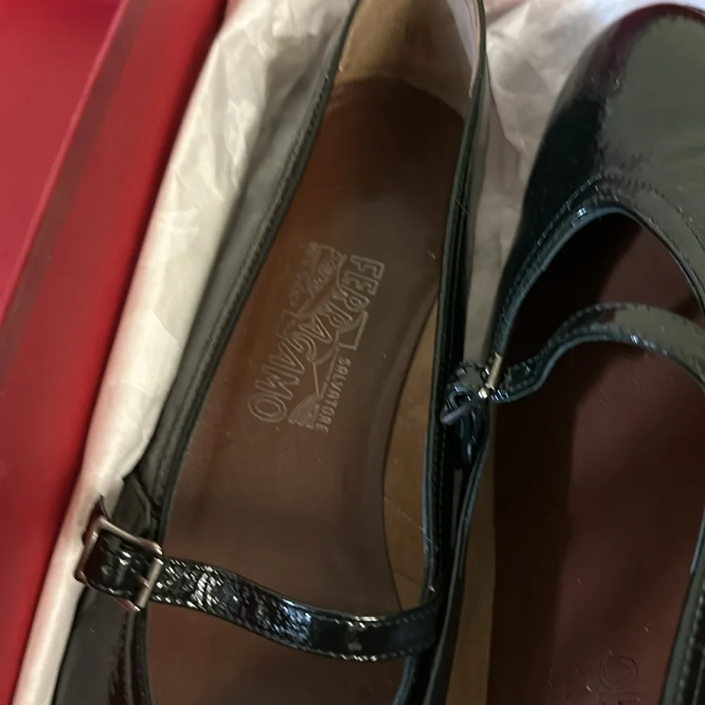 NEW Ferragamo Audrey shoes 8AA Narrow - Picture 6 of 7